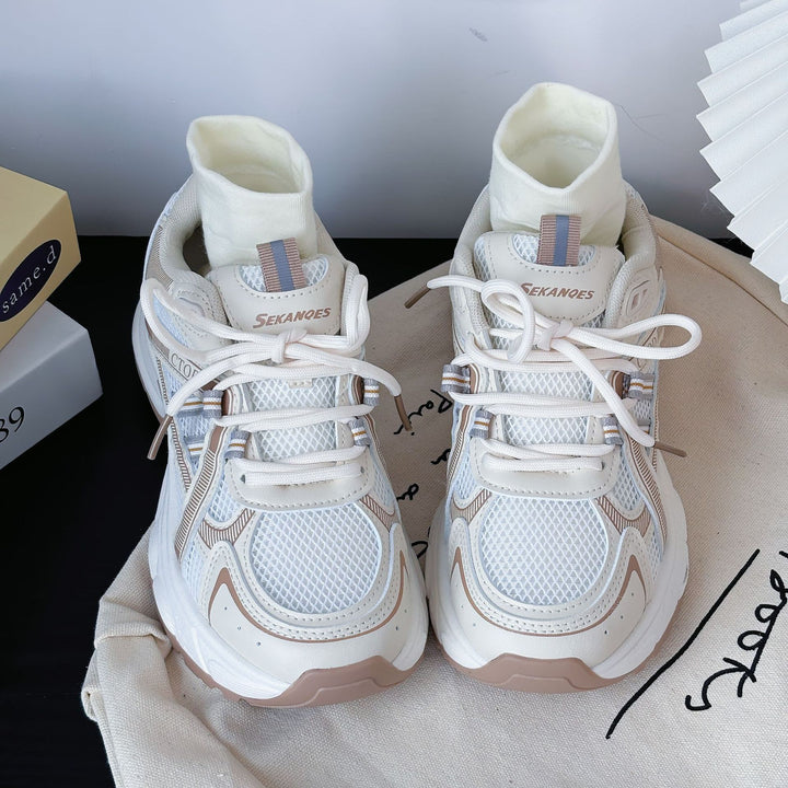 Dame Sneakers med åndbar sokkekonstruktion og støddæmpende sål Stilla