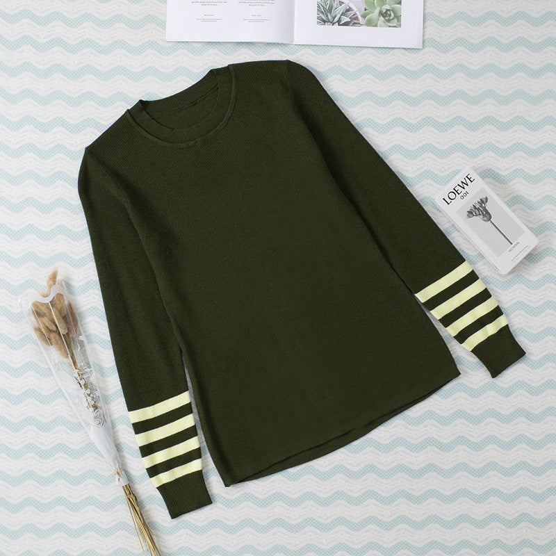 Kvinders strikket sweater med kontrasterende ærmekanter Stilla