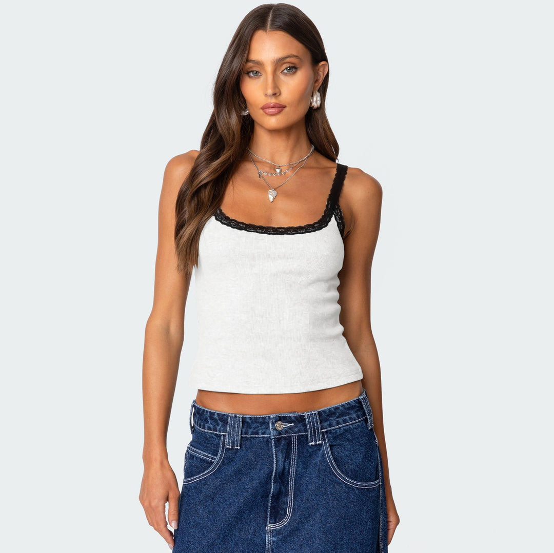 Dame Crop-Top med forførende spidskant og tætsiddende snit Stilla