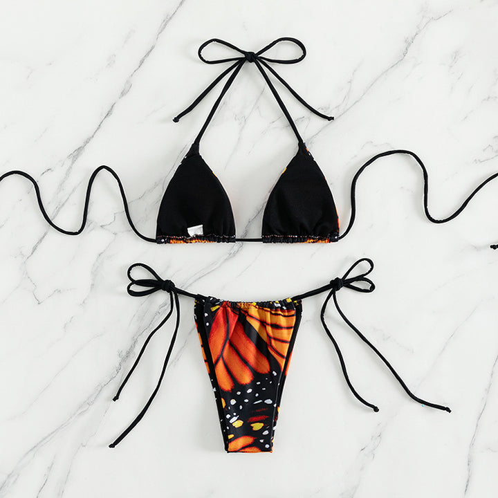 Dame triangel-bikini med farverigt sommerfuglemønster og justerbare bindebånd Skovae