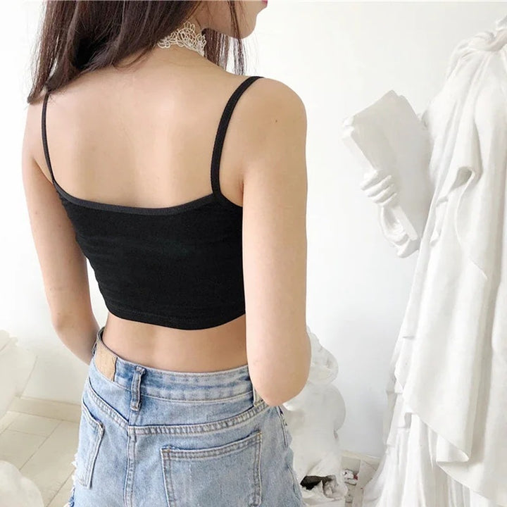 Dame mode crop top med dekorerede stropper Skovae