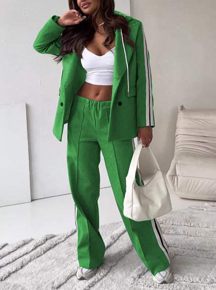 Dame nan sporty-elegante blazer-to-delt med hætteblazer og bred træningsbukser med sidelæns stribe Skovae