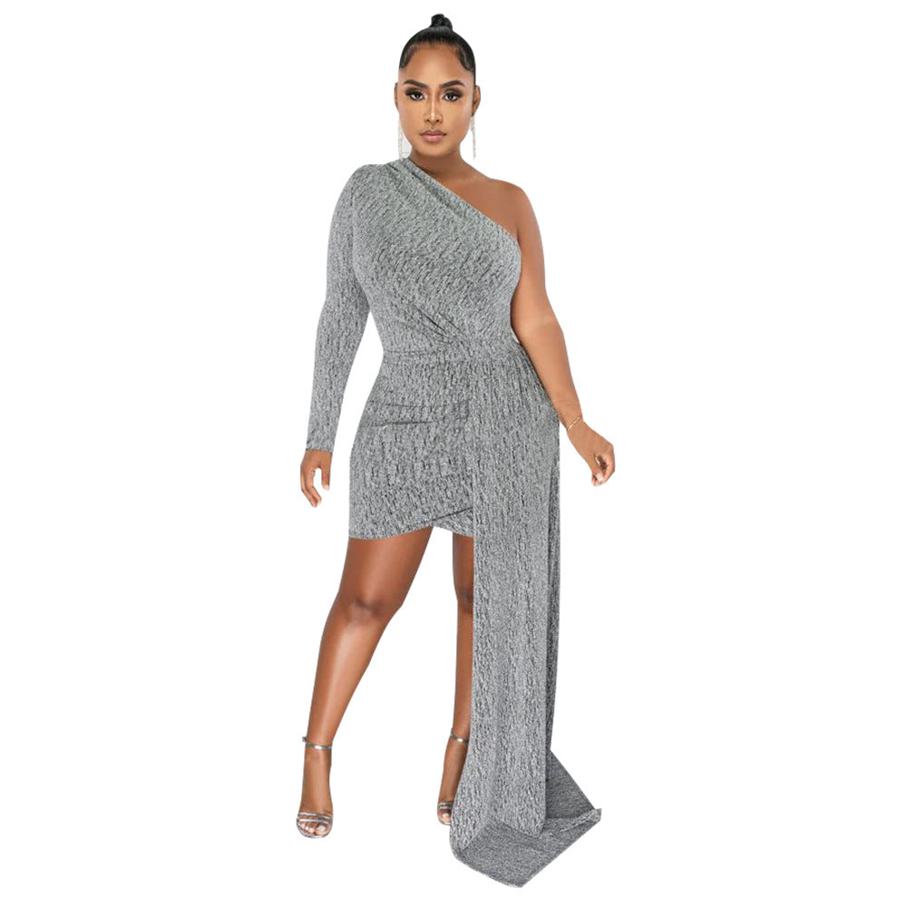 Dame ensidig vikokratkjole med asymmetrisk kant og lang overdel Stilla