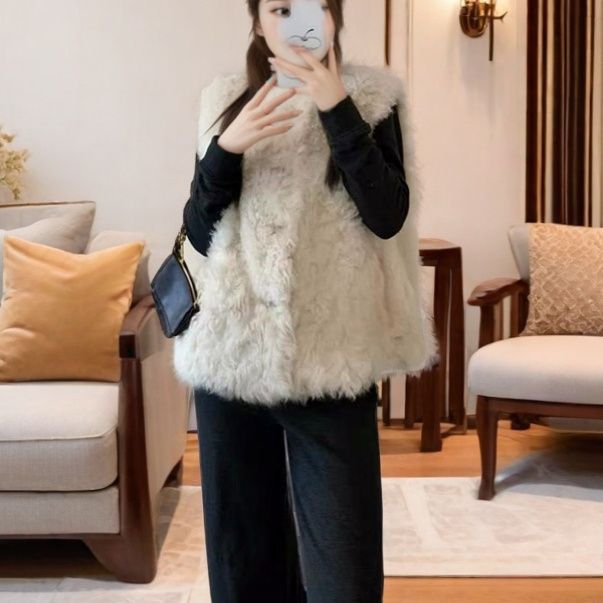 Dame Fluffy Vest med Knapdetaljer Stilla