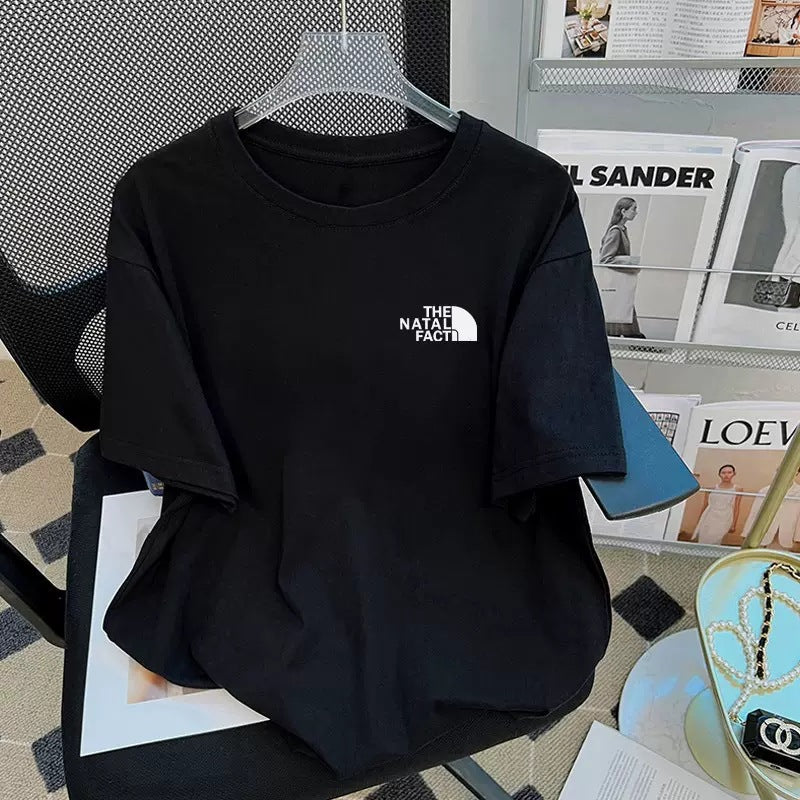 Dame T-shirt med afslappet snit og stilfuld logo Stilla