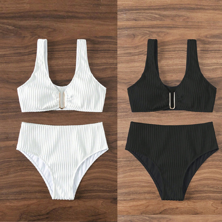 Dame Højskåret Bikini med unik Ribstruktur Skovae