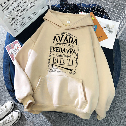 Dame hoodie med kreativt grafisk design Skovae