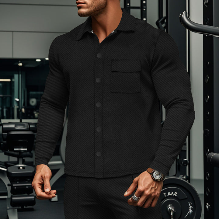 Herre langærmet fitness-skjorte med struktureret design og praktisk brystlomme Stilla
