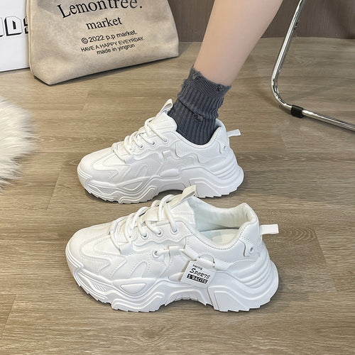 Femme Chunky Sneaker med åndbart mesh-overflade og stabil dæmpningsteknologi Stilla