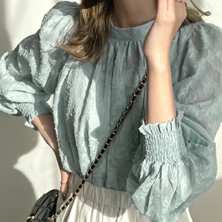 Dame elegant bluse med buketter og voluminøse ærmer Stilla