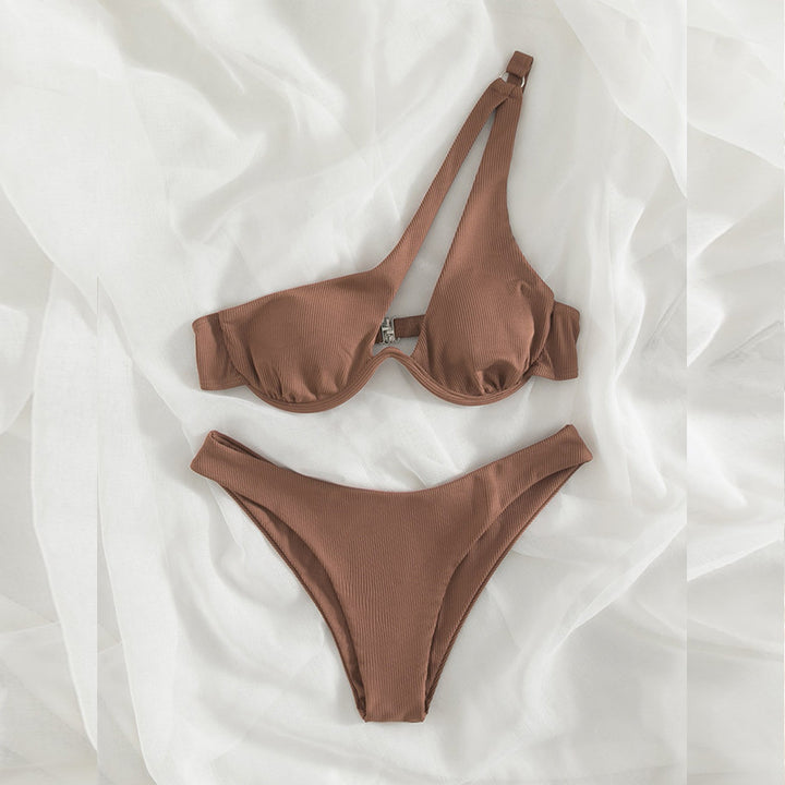Damer triangel-bikini med asymmetrisk design og ergonomisk snit Skovae
