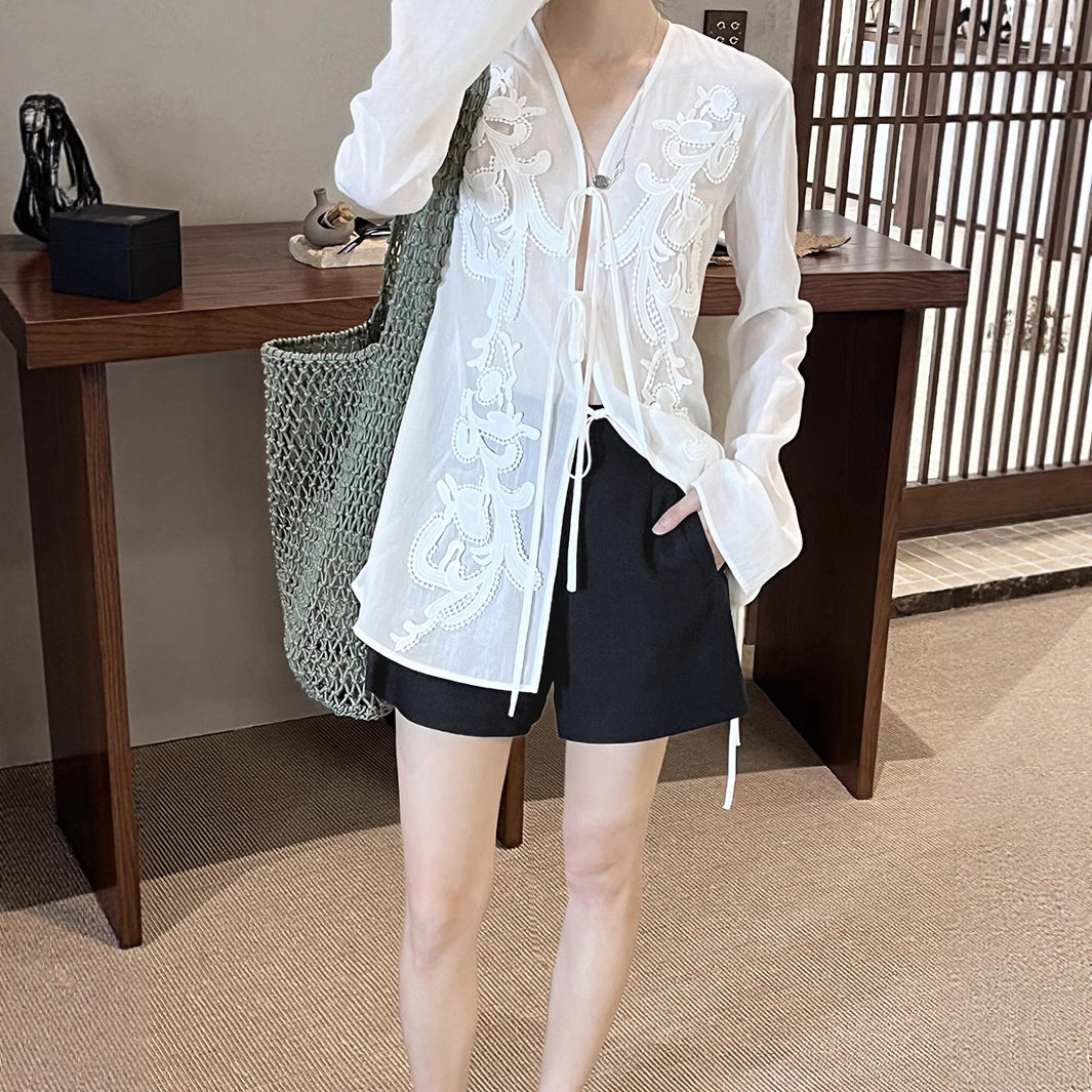 Dame elegant og kunstnerisk broderet bluse Stilla