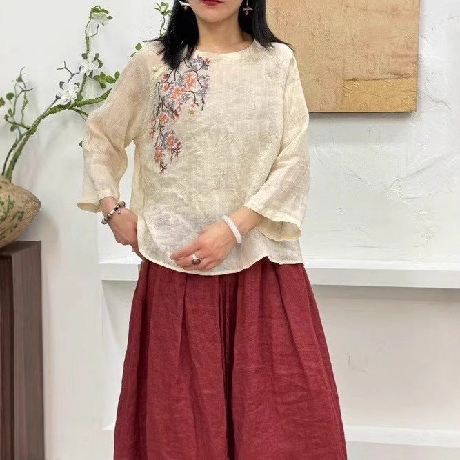 Dame broderet linned blouse med trekvartærmer Stilla