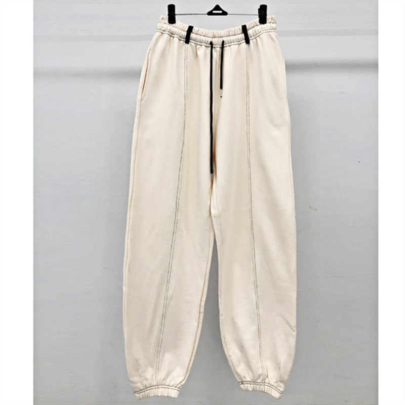 Kvindernes sporty loungewear sæt med afslappet hoodie og komfortable bukser Stilla