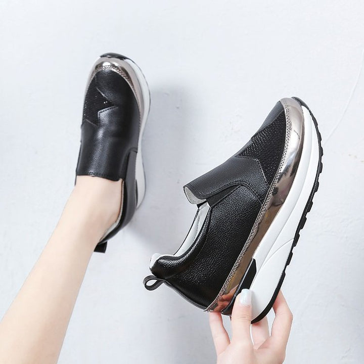 Dame Slip-On Sneakers med fashionable accenter og aftagelig indersål Stilla