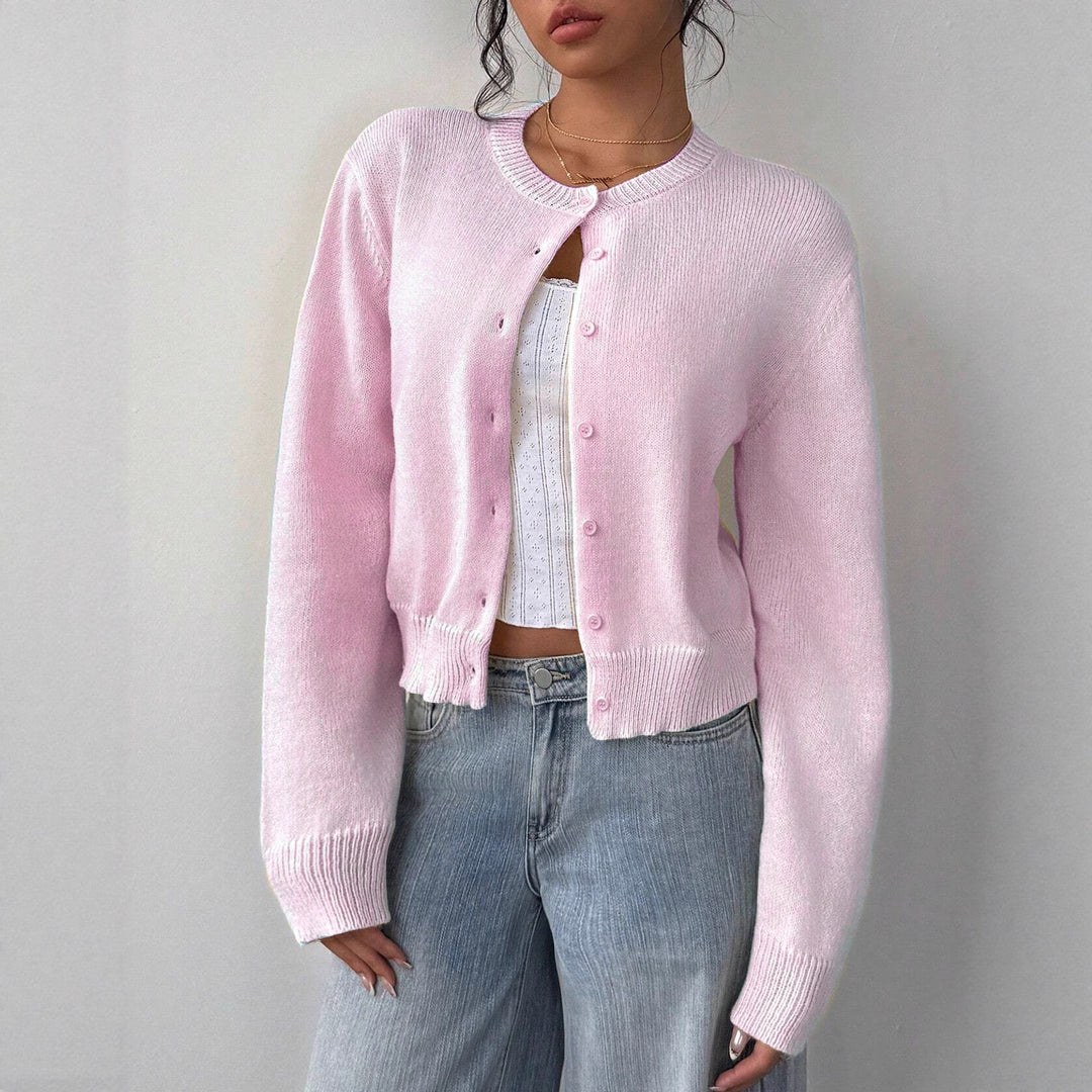 Kvinders cardigan med fin ribbet tekstur og knapdesign Stilla