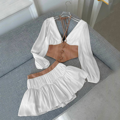 Dame moderigt Crop-Top med elegant nederdel Stilla