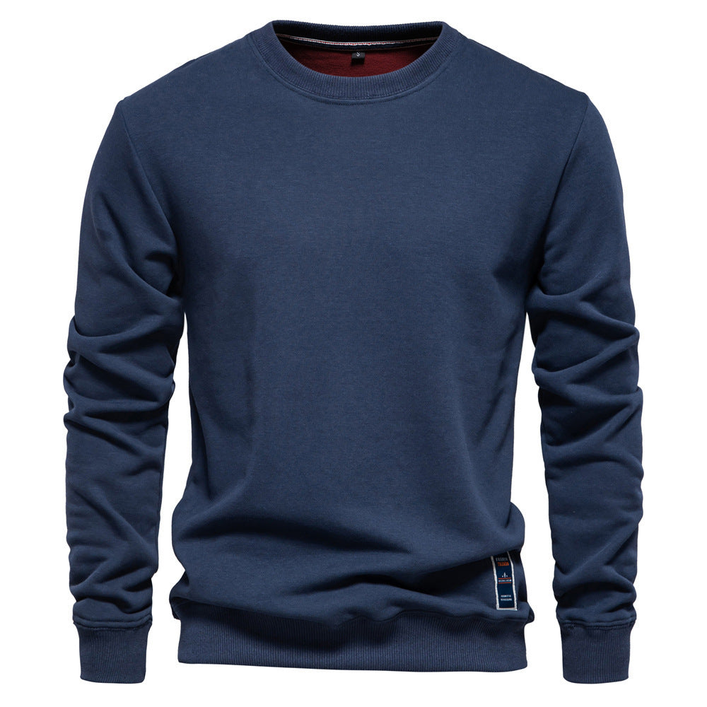 Herrer nan klassisk rundhals-sweatshirt lavet af tung bomuldsblanding med børstet inderside og ribbede manchetter Skovae