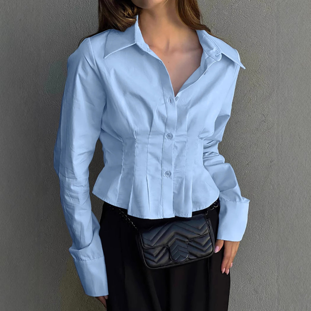 Dame Tailoreret Bluse med elegante knapdetaljer og velplejet design Stilla