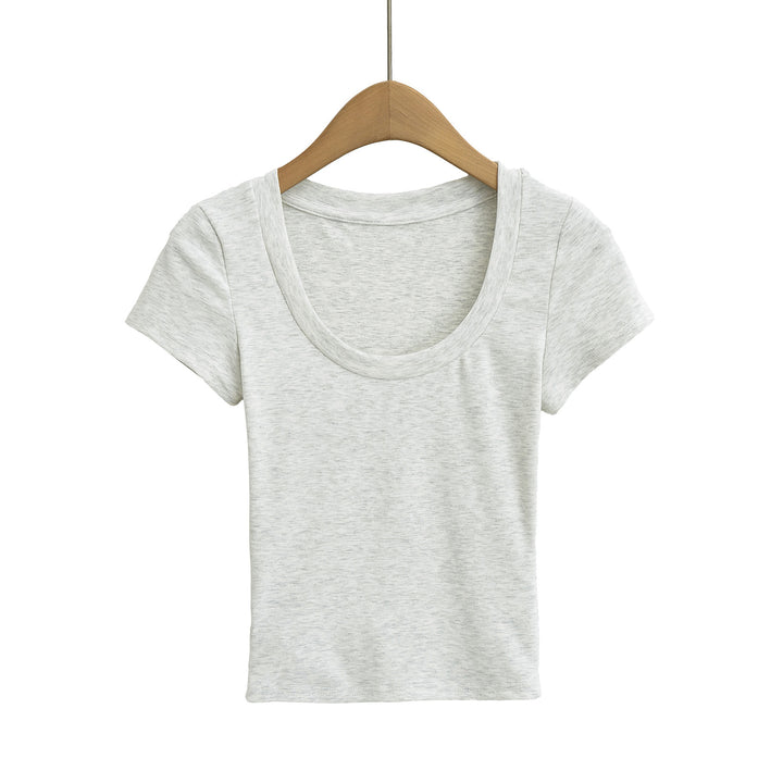 Dame figursyet T-shirt med bred rund halsudskæring og blød bomuldsblanding Stilla