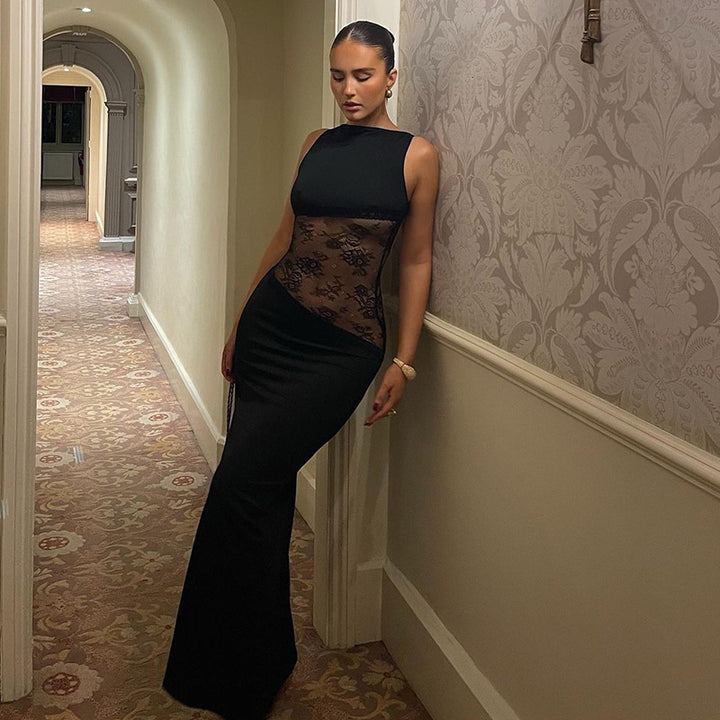 Dame Maxikjole med elegant spidseindsats og tætsiddende snit Stilla