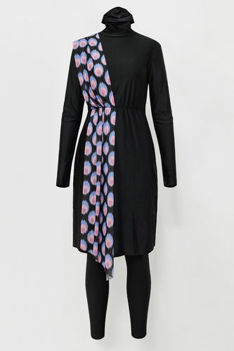 Dame asymmetrisk kjole med elegant farvet accent Stilla