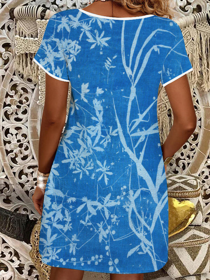 Dame sommerligt T-shirt-kjole med blomsterprint Skovae