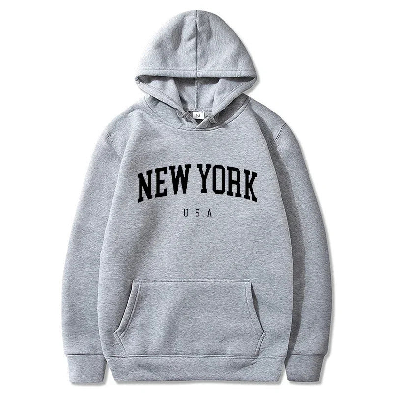Kvinders hættetrøje med fashionable New York print og komfortabel pasform Skovae