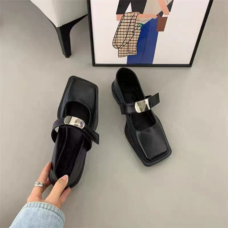 Dame Ballerinas med firkantet tåparti og metalaccent Stilla