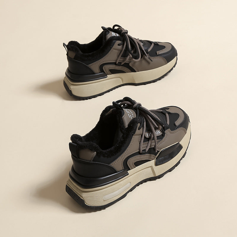 Dame Sporty Sneakers med varmt indre foder og slidstærk sål Stilla
