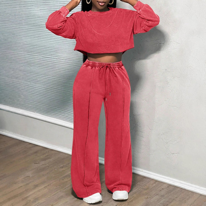 Kvindernes cropped loungewear sæt med brede benbukser og høj talje Skovae