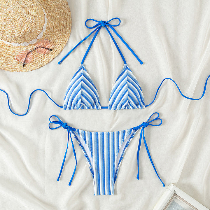 Dame triangel-bikini med raffinerede striber og legesyge sløjfer Skovae