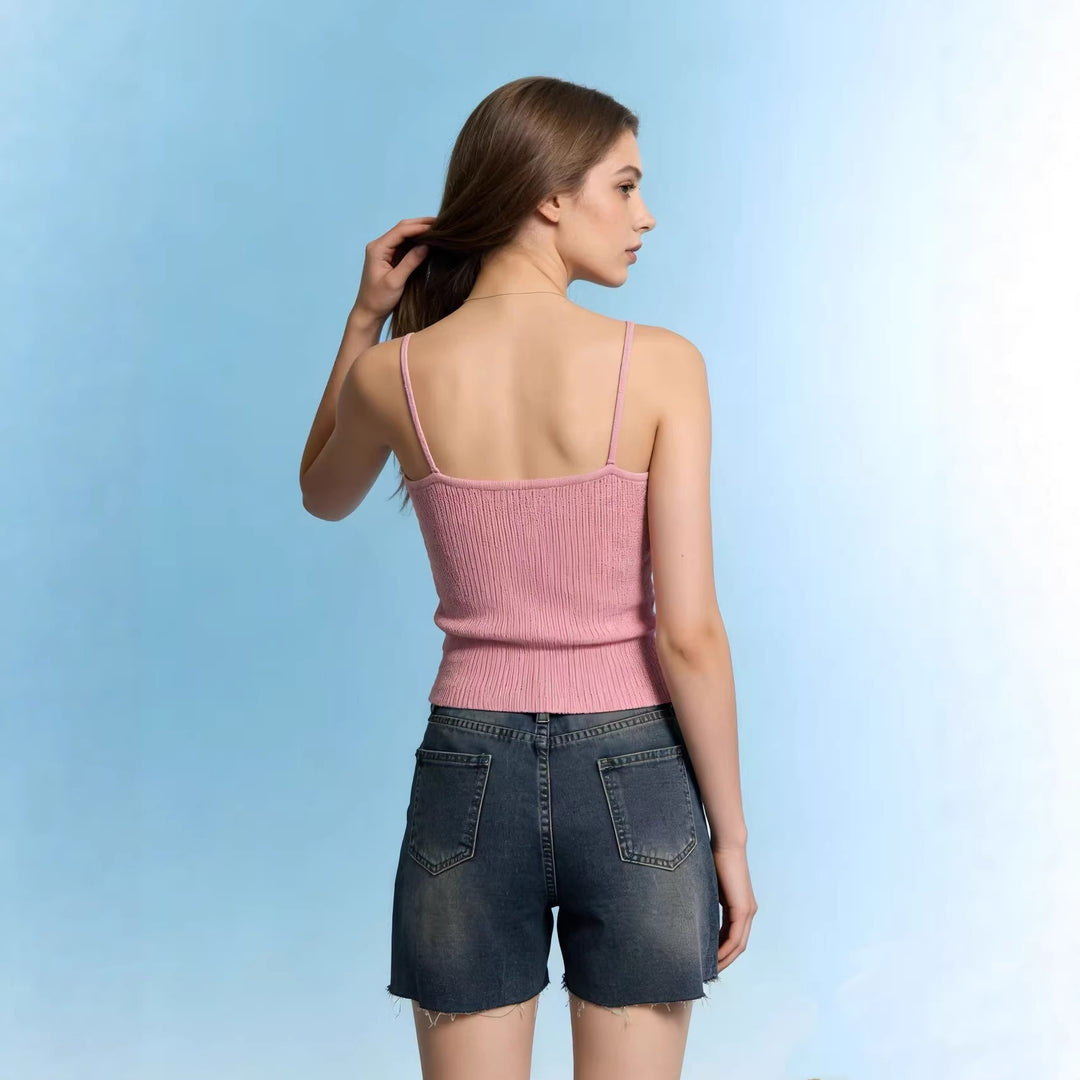Dame casual jeans shorts med frynsede kanter og sidelæg Skovae