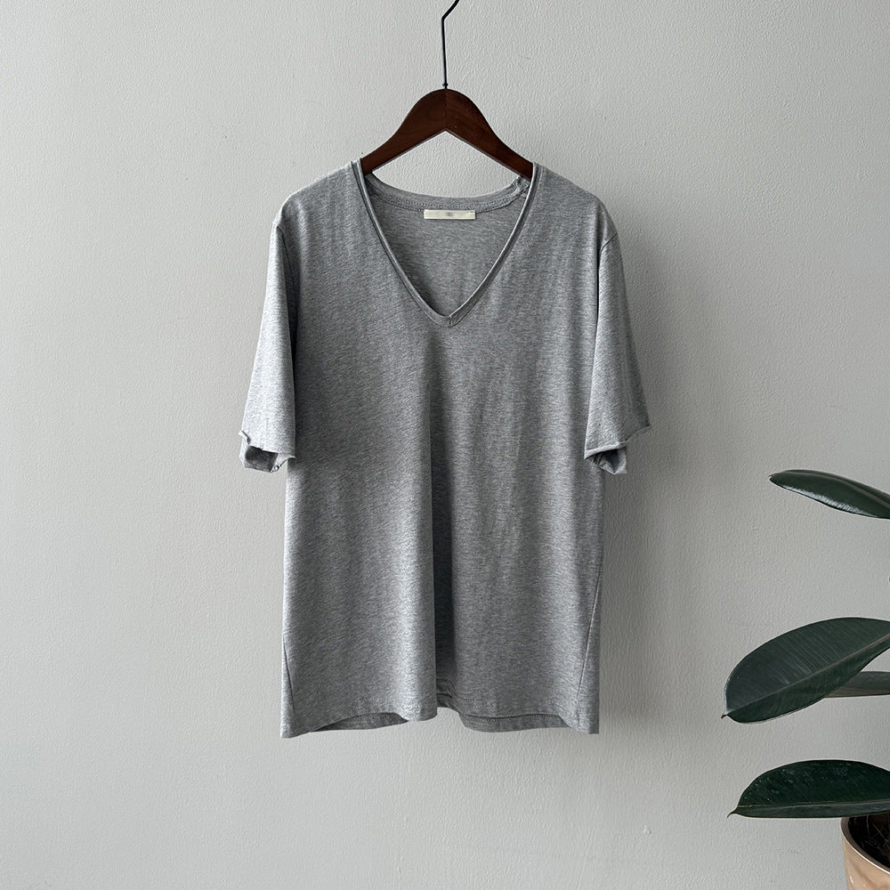 Dame V-hals T-shirt med afslappet pasform Stilla