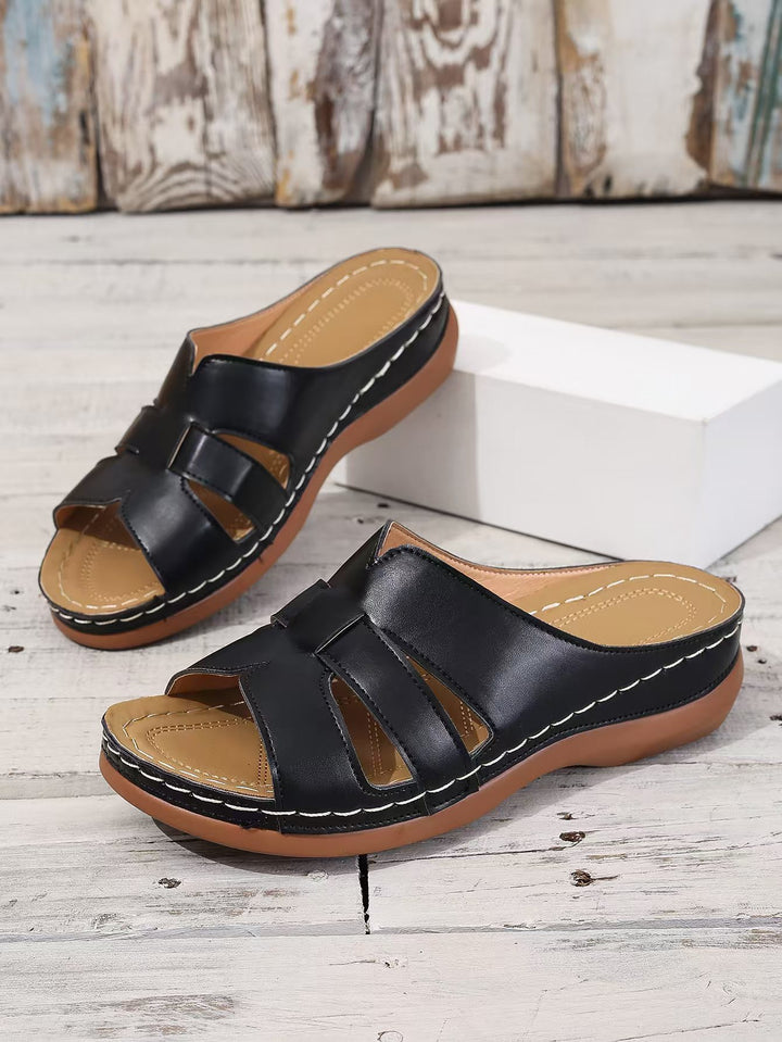 Dame Komfortable og stilfulde sandaler med elegant krydsrem Stilla