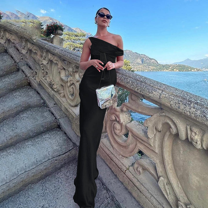 Dame Elegant Off-Shoulder Maxikjole Stilla
