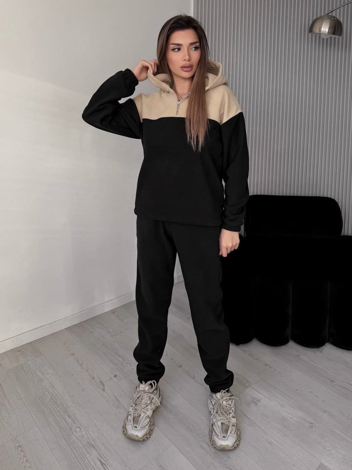 Kvinders afslappede fleece sports outfit med hætte og moderne pasform Skovae