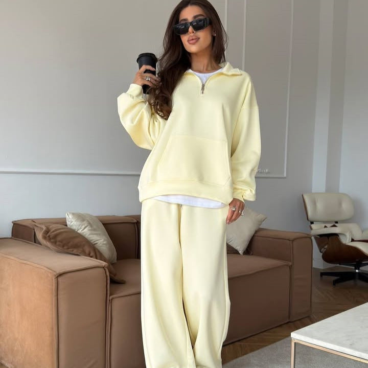 Kvinders sporty pullover med halvlukning og brede bukser Skovae