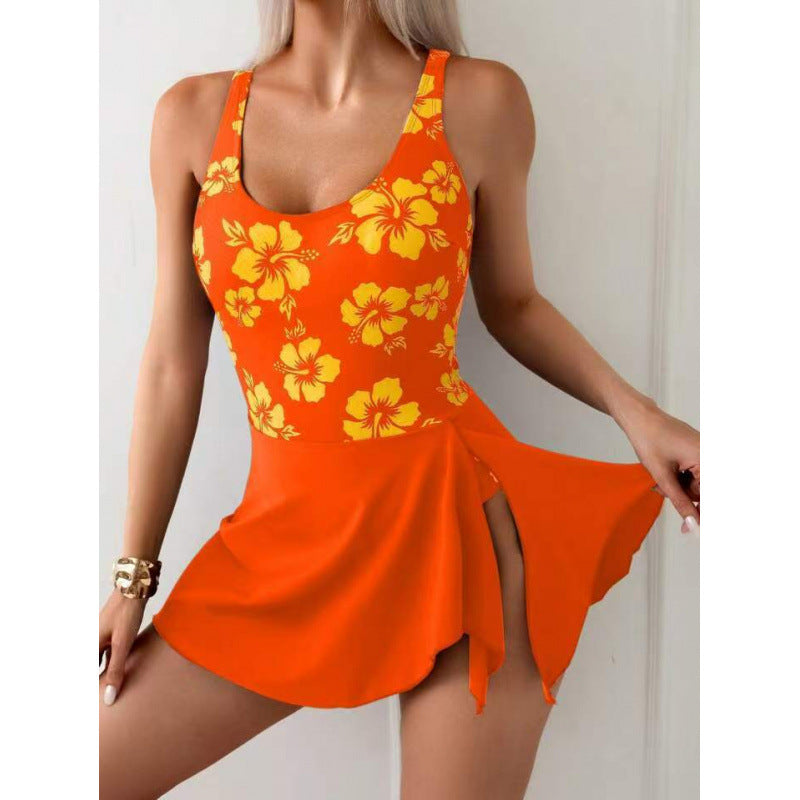 Dame one-piece badedragt med fashionabel overkirt og trendy stribedesign Skovae