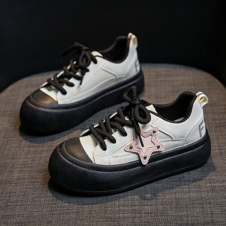 Dame Chunky Sneakers med unik stjerne-applikation og behagelig dæmpningsteknologi Stilla