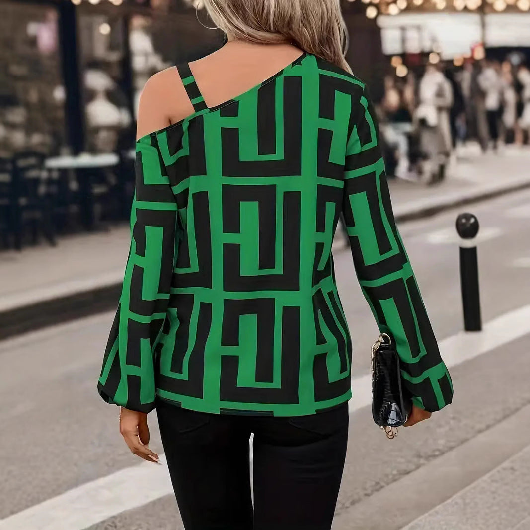 Dame Off-Shoulder Bluse med grafisk mønster og elegante detaljer Stilla