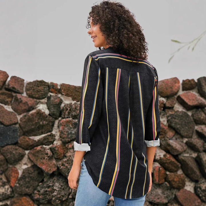 Dame stribet bluse med elegant krave og lang arm Stilla