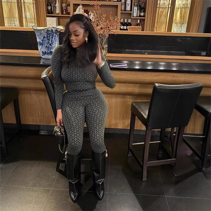 Dame elegant og figurtilpasset Jumpsuit Stilla