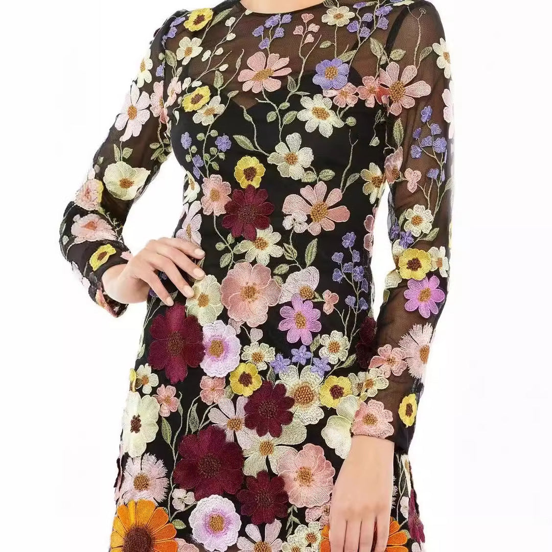 Dame Broderet Minikjole med florale Motiver og Lange Ærmer Stilla