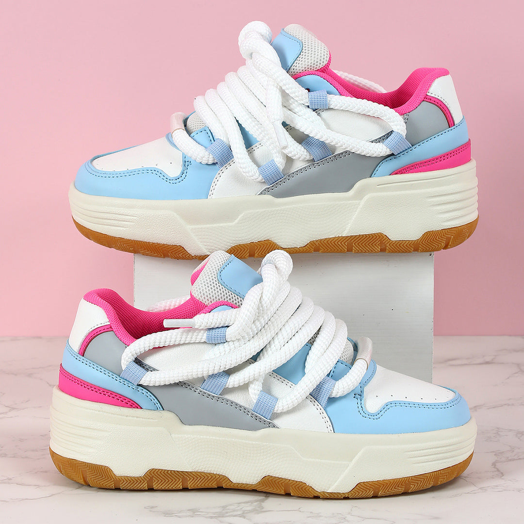 Dame Sporty Plateau-Sneakers Stilla