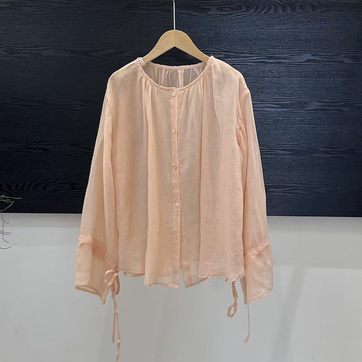 Femme Let Button-Up-Bluse med justerbare bindebånd Stilla