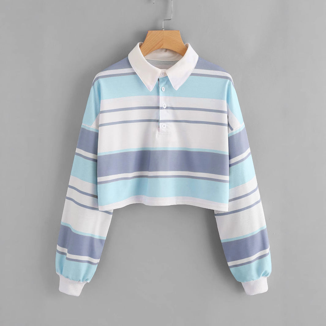 Kvinders polo shirt i et afslappet crop design med et stilfuldt farveblok mønster Skovae