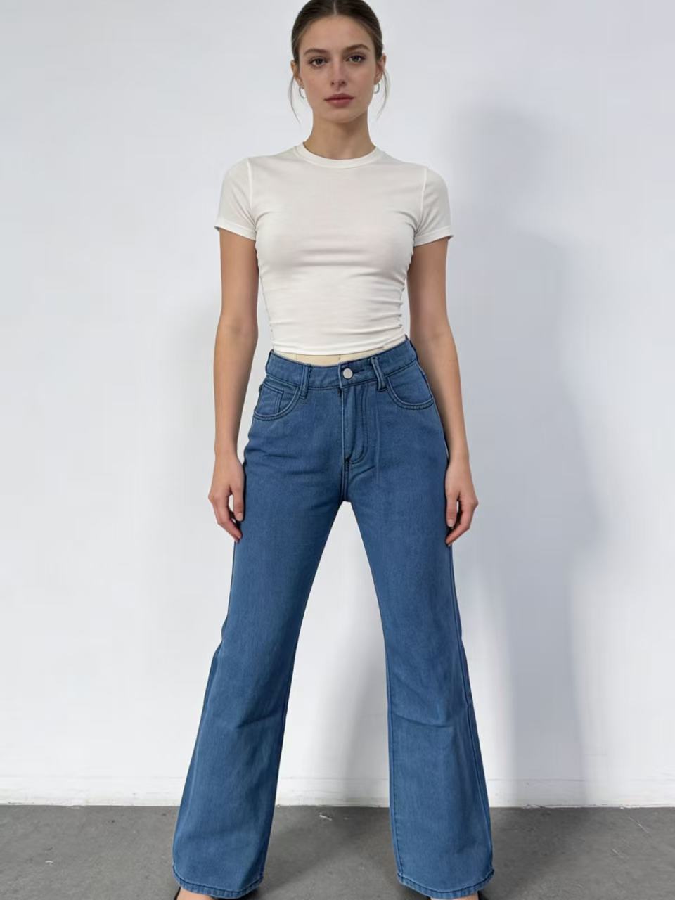 Dame Wide Jeans med kunstnerisk sommerfugledesign Skovae