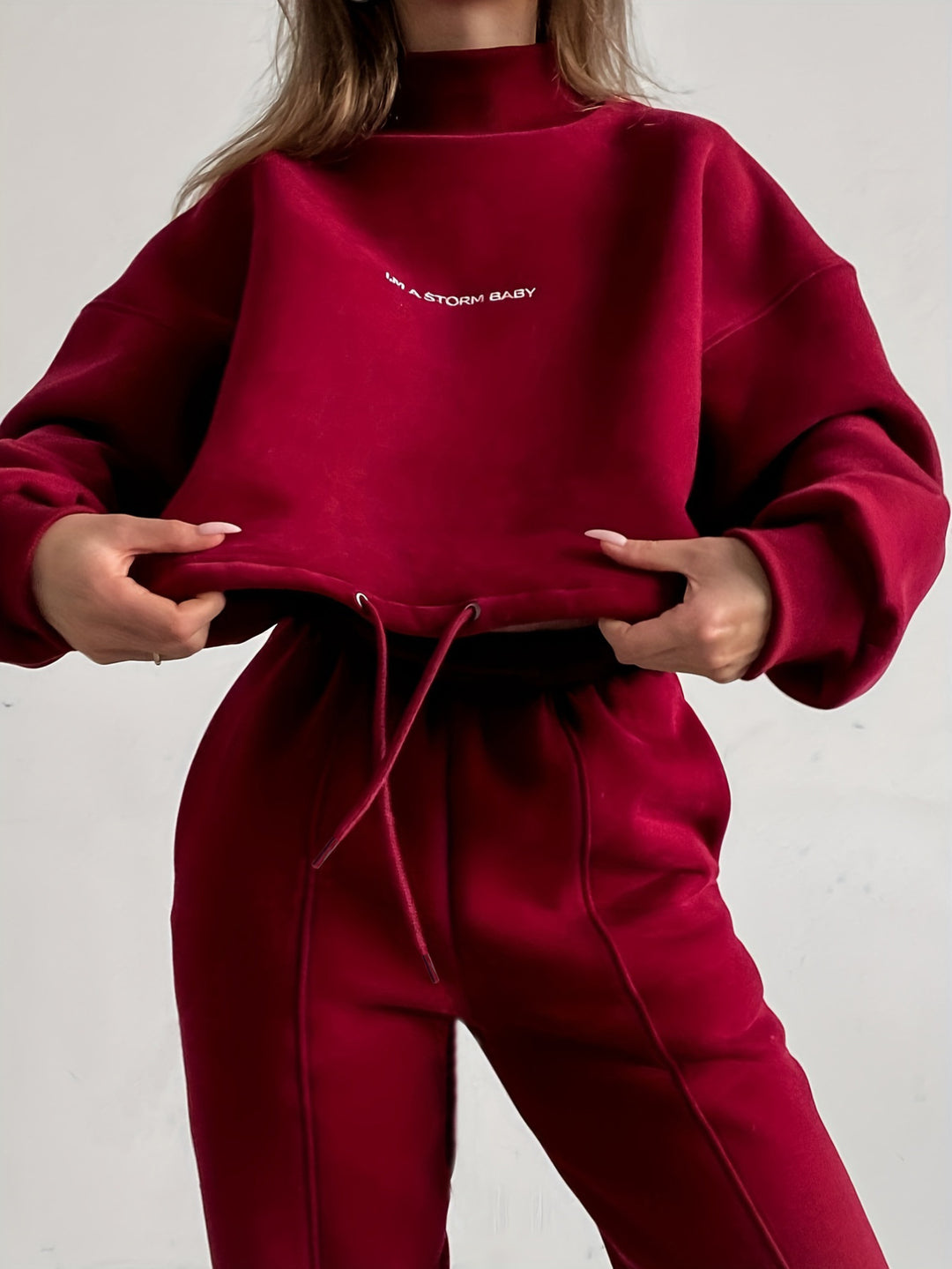 Kvinders sporty sweatshirt og joggingbukse sæt med høj krave og løs pasform Skovae