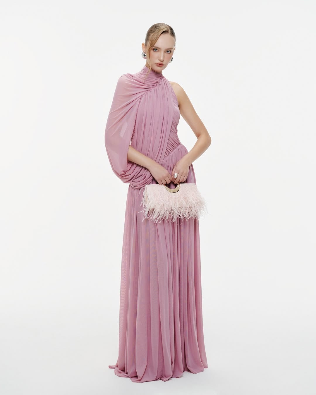 Dame Elegant aften kjole med asymmetrisk design og smart drapering Skovae